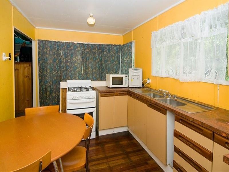 75 Diamond Street, Riverview QLD 4303