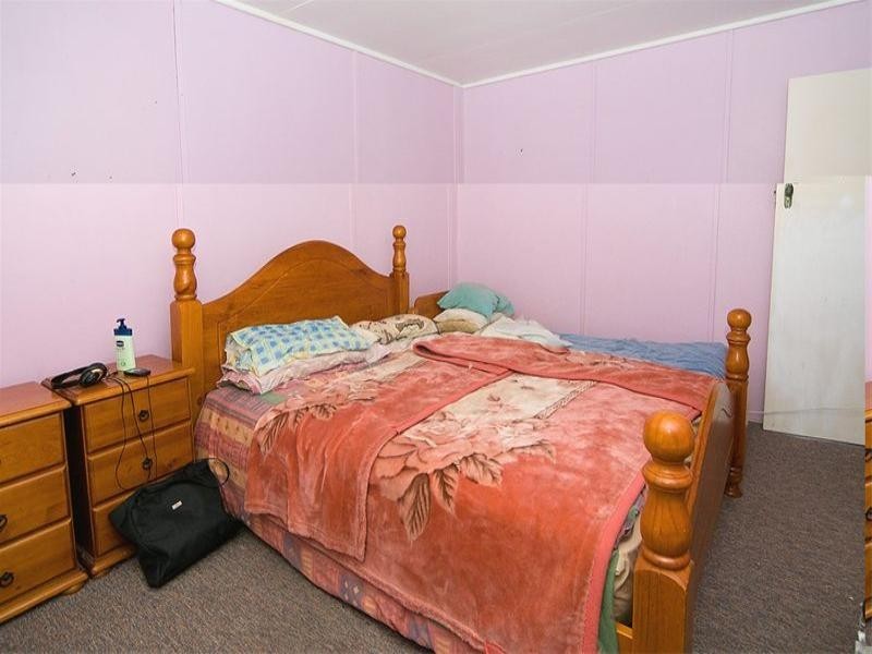 75 Diamond Street, Riverview QLD 4303