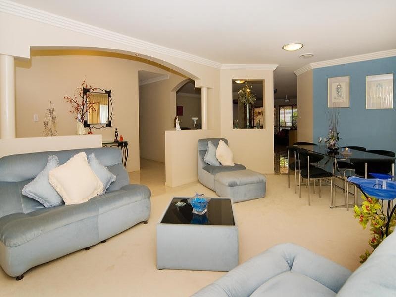 43 Oakview Circuit, Brookwater QLD 4300