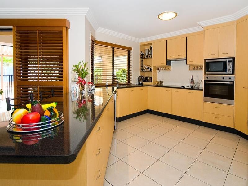 43 Oakview Circuit, Brookwater QLD 4300