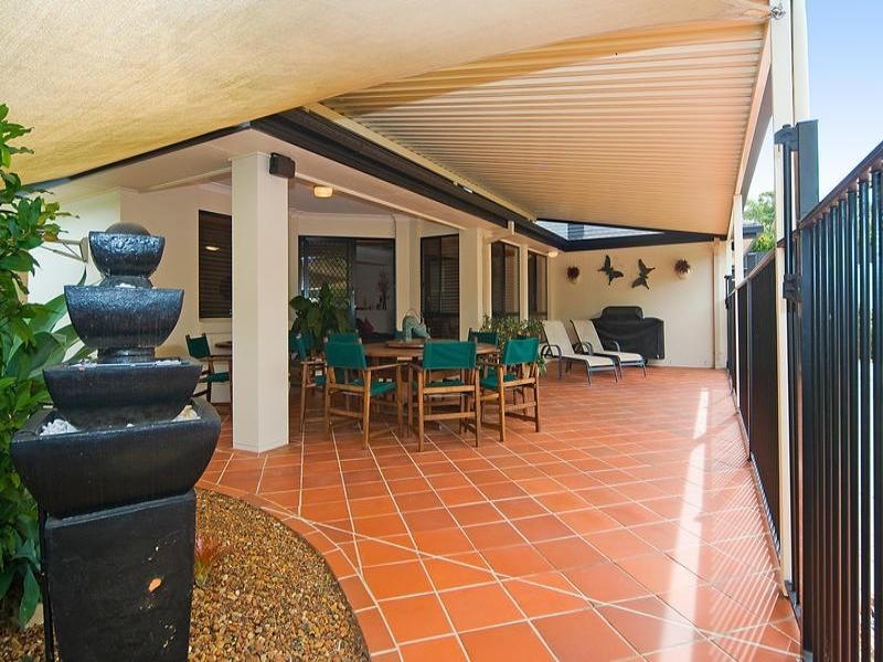 43 Oakview Circuit, Brookwater QLD 4300