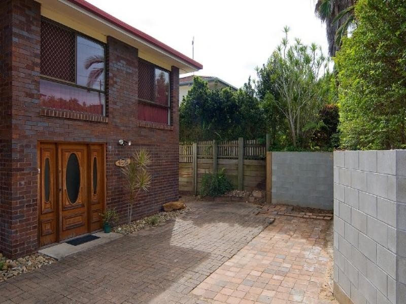 27 Karen Street, Camira QLD 4300