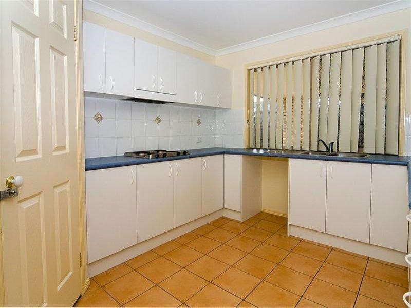 4 Odea, Goodna QLD 4300