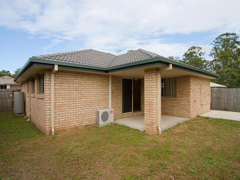 4 Odea, Goodna QLD 4300