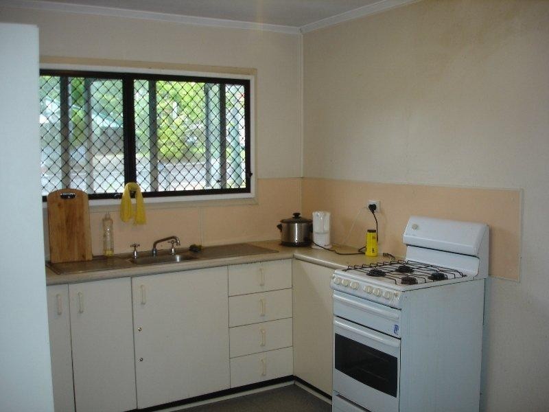 73 Old Logan Road, Gailes QLD 4300