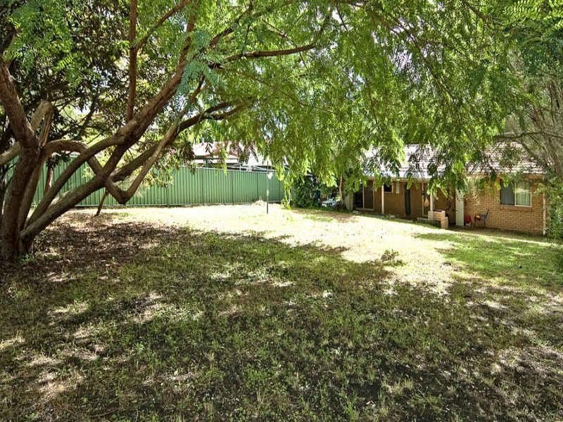 9 Danyel Court, Redbank Plains QLD 4301
