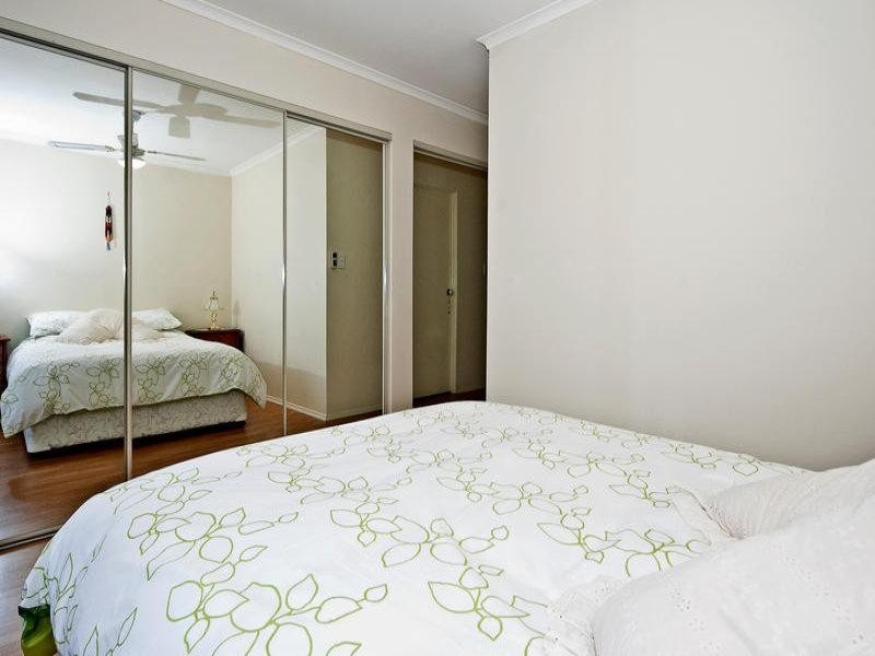 9/3 Rosegum Place, Redbank Plains QLD 4301