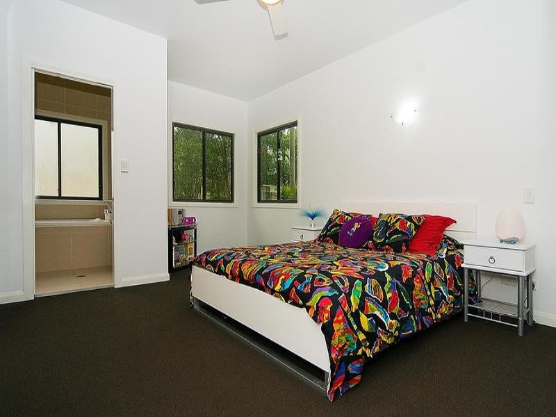 40 Woodlands Avenue, Camira QLD 4300