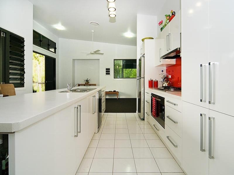 40 Woodlands Avenue, Camira QLD 4300