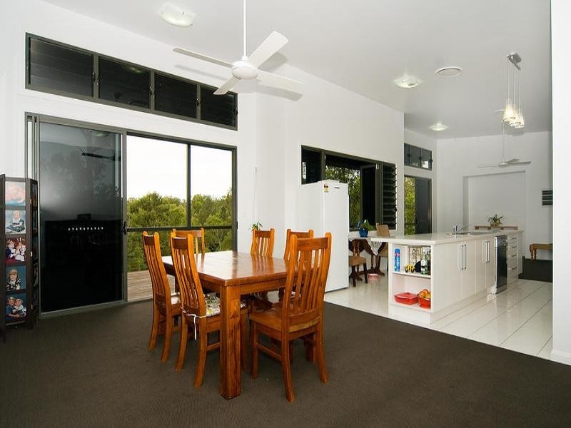 40 Woodlands Avenue, Camira QLD 4300