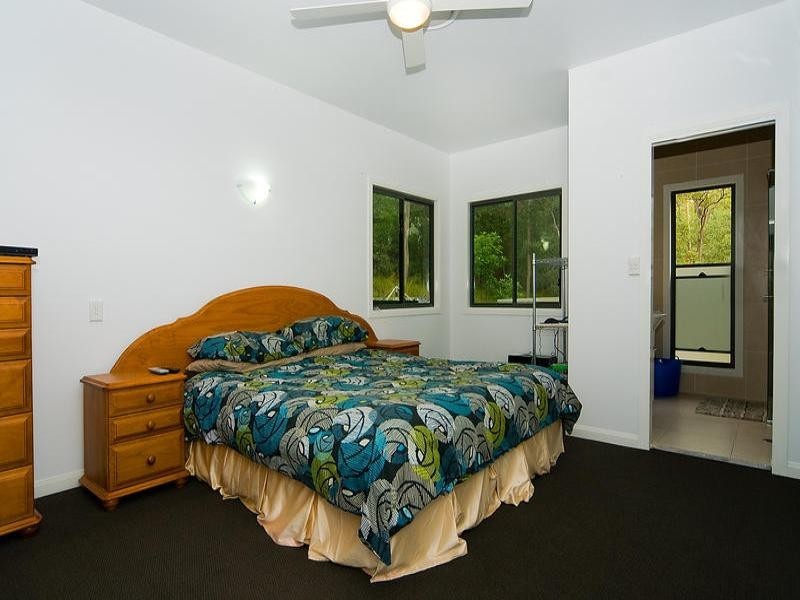 40 Woodlands Avenue, Camira QLD 4300