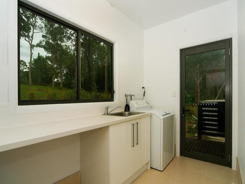 40 Woodlands Avenue, Camira QLD 4300