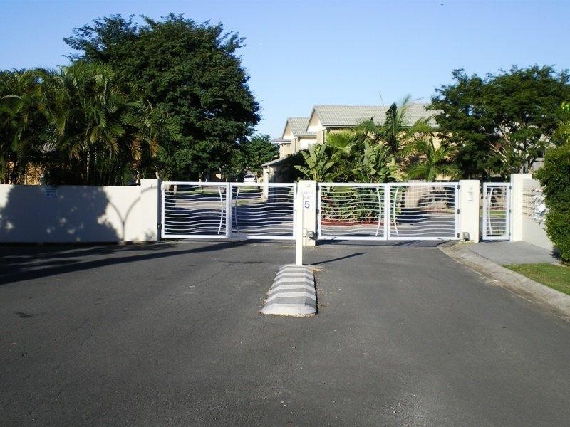 41 266 Henty Drive, Redbank Plains QLD 4301