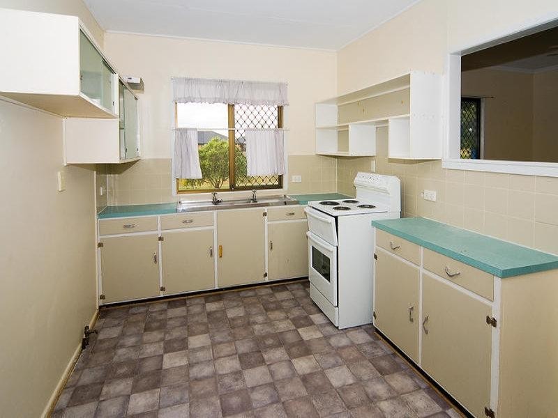 218 Whitehill Road, Raceview QLD 4305