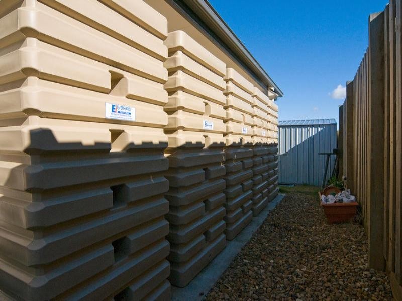 17 Holterman, Redbank Plains QLD 4301