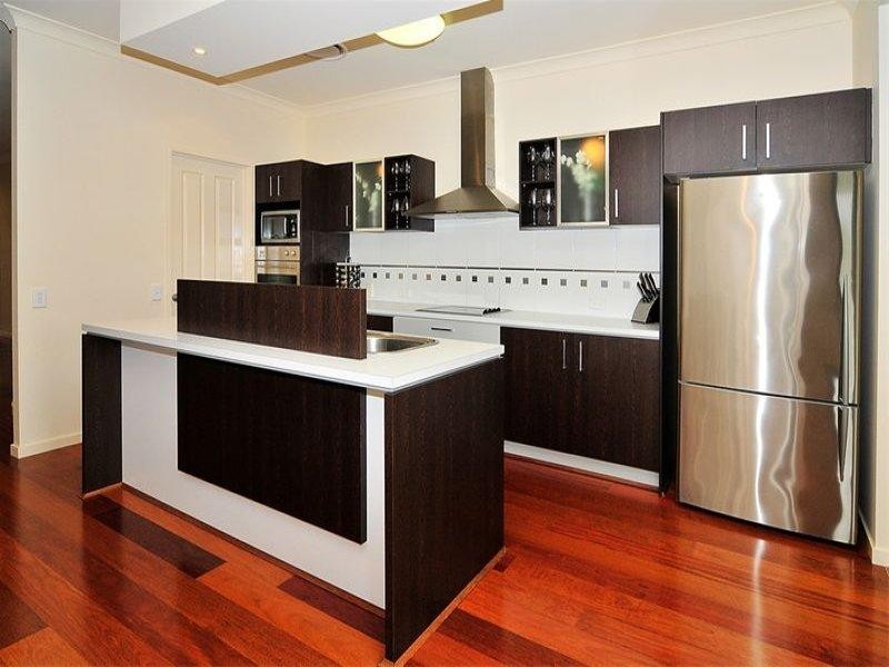 14 Higgins Street, Collingwood Park QLD 4301
