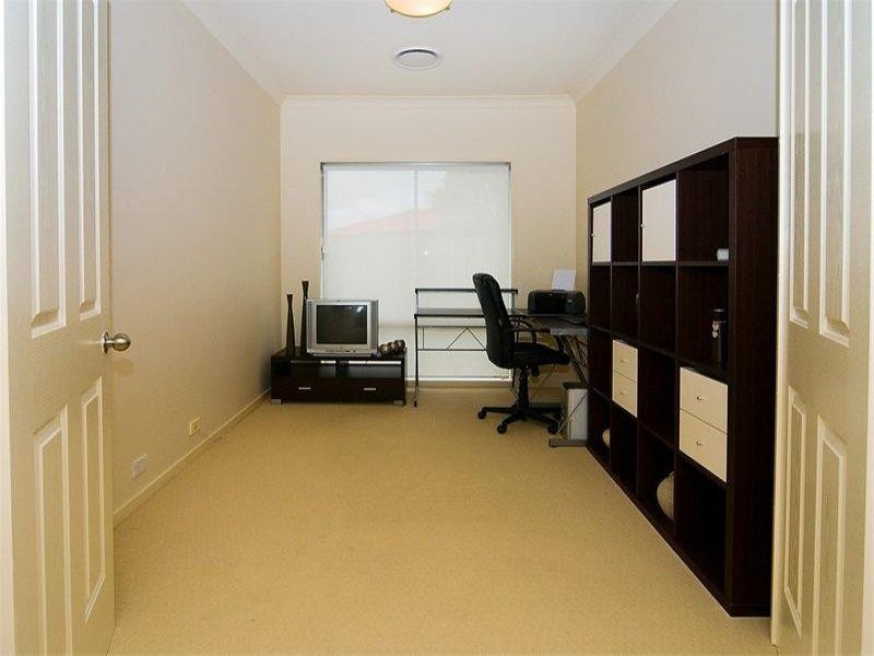 14 Higgins Street, Collingwood Park QLD 4301