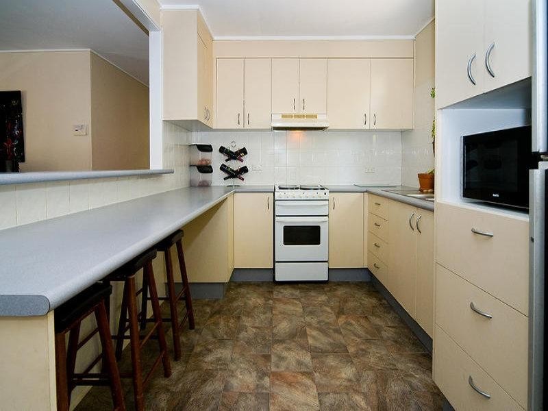 6 Child Street, Riverview QLD 4303