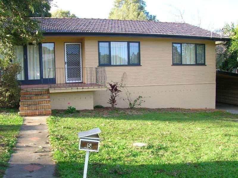 5 STANLEY Street, Goodna QLD 4300