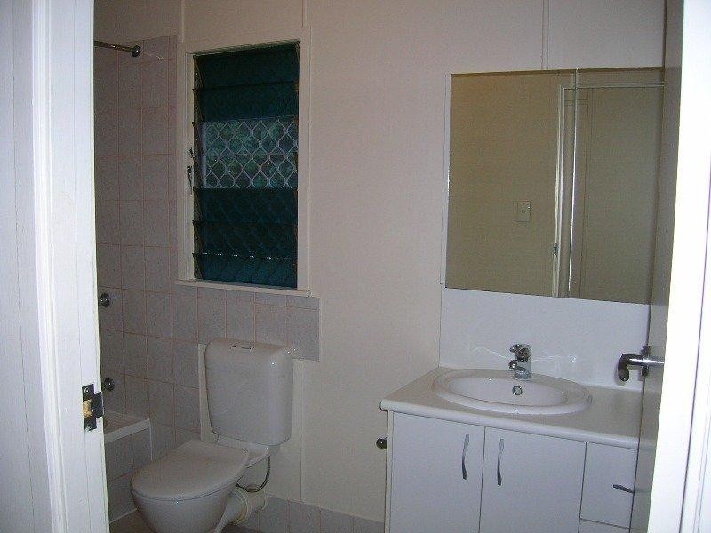 5 STANLEY Street, Goodna QLD 4300