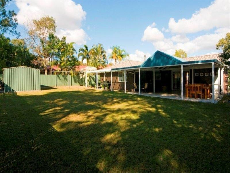 6 Rosa Court, Camira QLD 4300