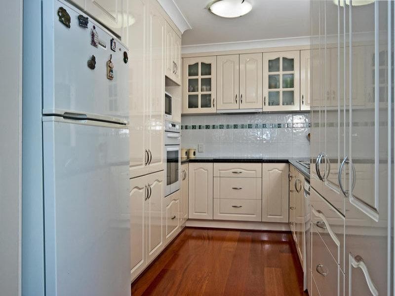 33 Hannant Street, Collingwood Park QLD 4301