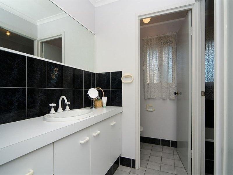 230 Henty Drive, Redbank Plains QLD 4301