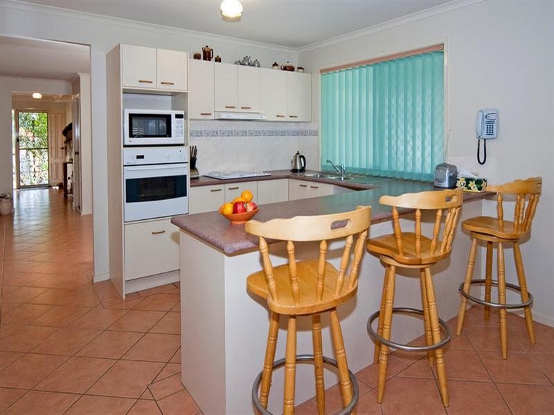 4 Andrews Court, Goodna QLD 4300