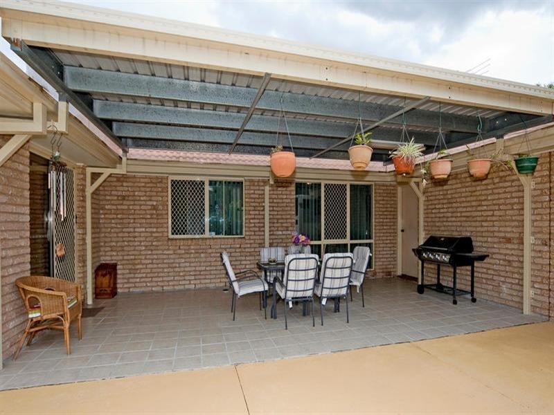 4 Andrews Court, Goodna QLD 4300