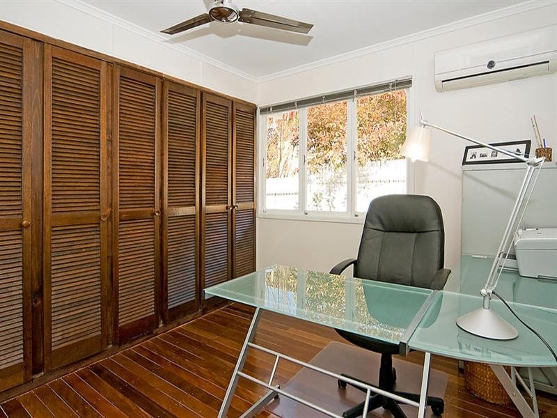 5 Child Street, Riverview QLD 4303