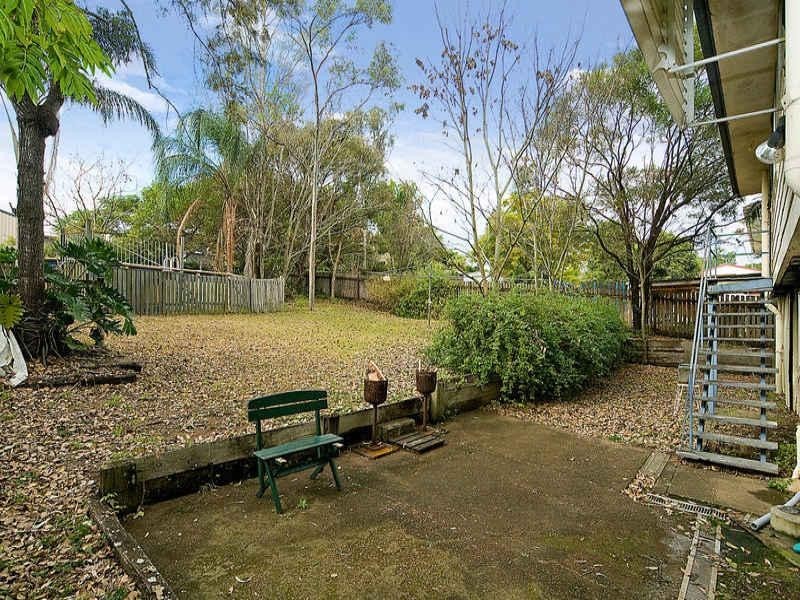 11 Elmore Street, Redbank Plains QLD 4301