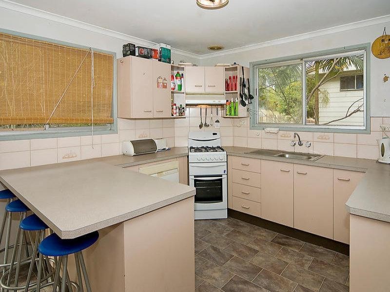 11 Elmore Street, Redbank Plains QLD 4301