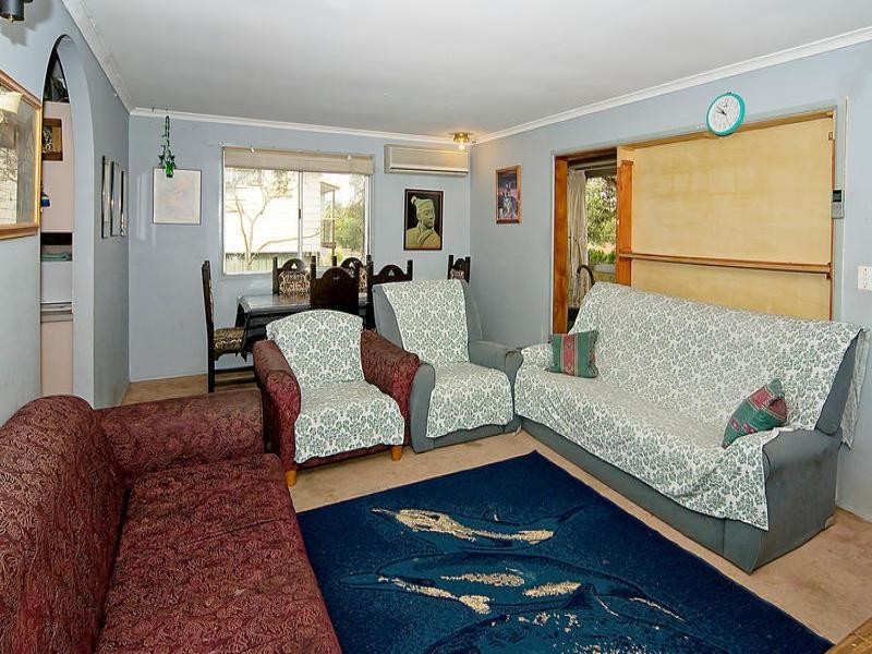 11 Elmore Street, Redbank Plains QLD 4301