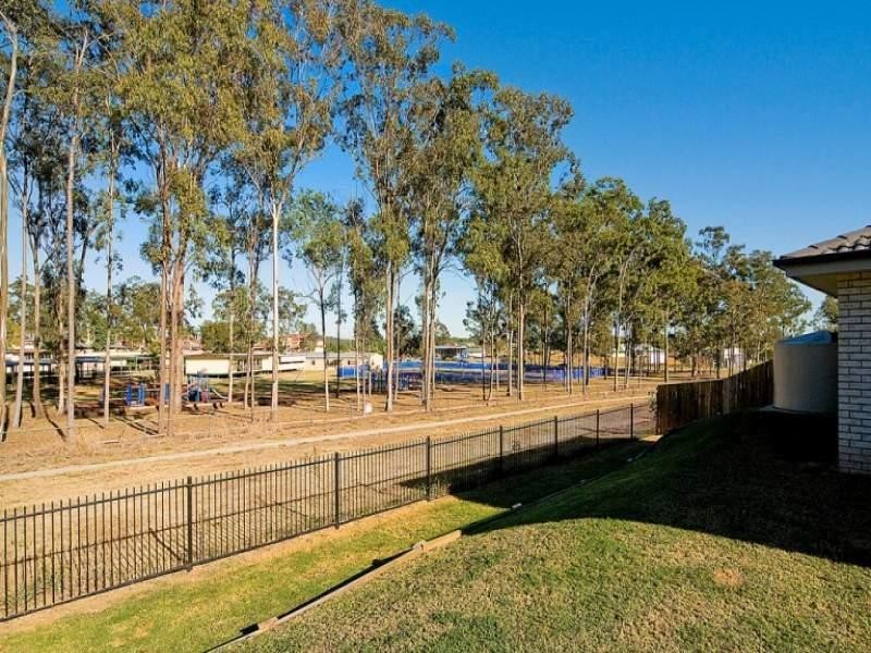 11 Siffleet Street, Bellbird Park QLD 4300