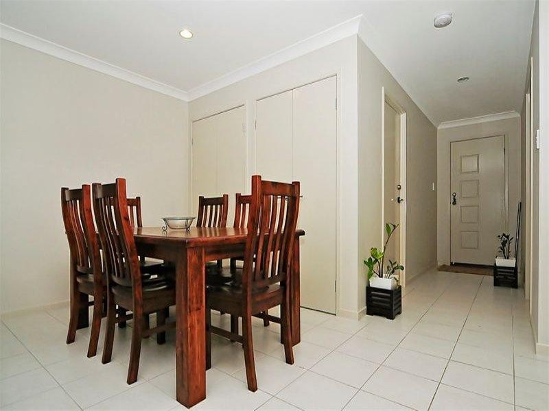 11 Siffleet Street, Bellbird Park QLD 4300