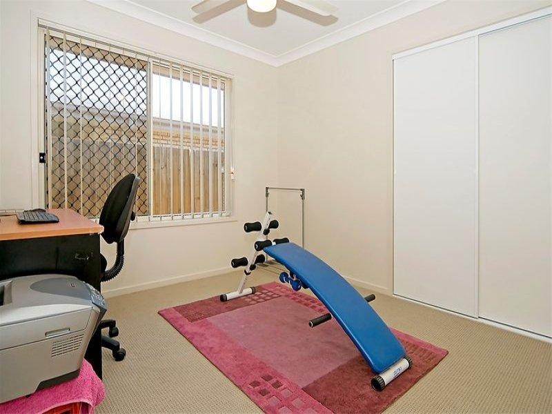 11 Siffleet Street, Bellbird Park QLD 4300