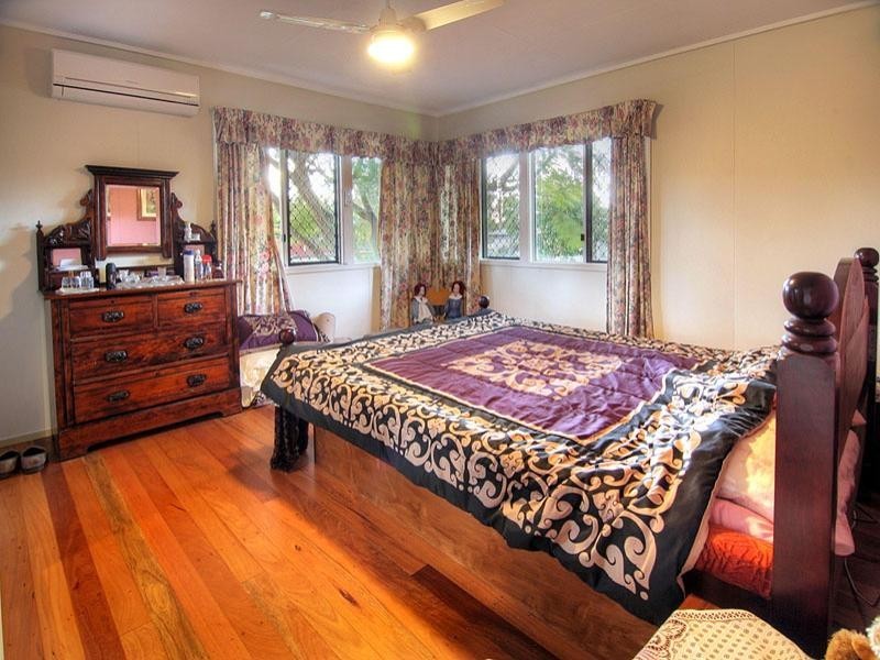 9 Castle Street, Goodna QLD 4300