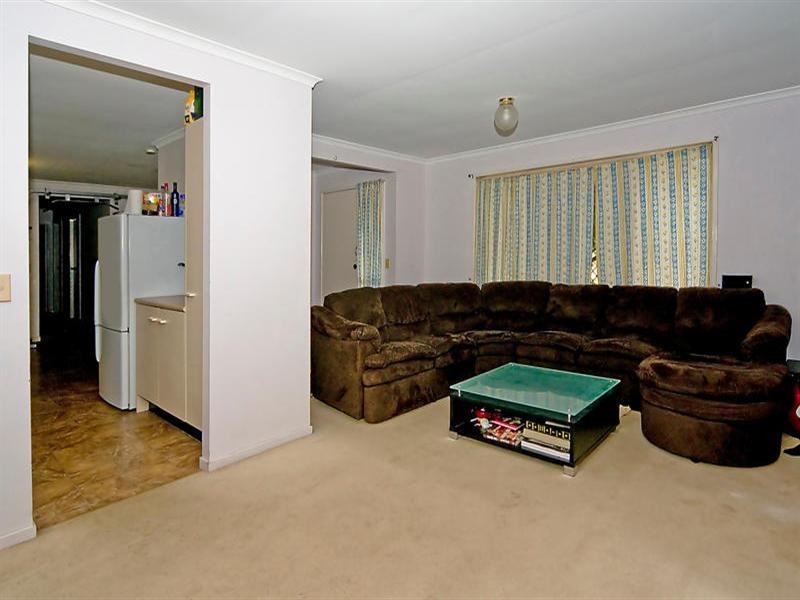 6 Jenkins Court, Goodna QLD 4300