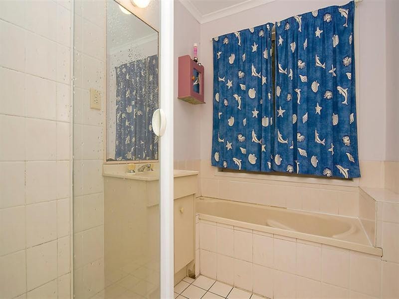 6 Jenkins Court, Goodna QLD 4300