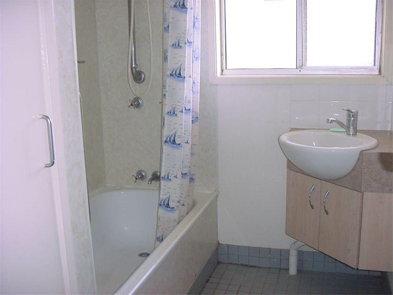 5 Twine, Riverview QLD 4303