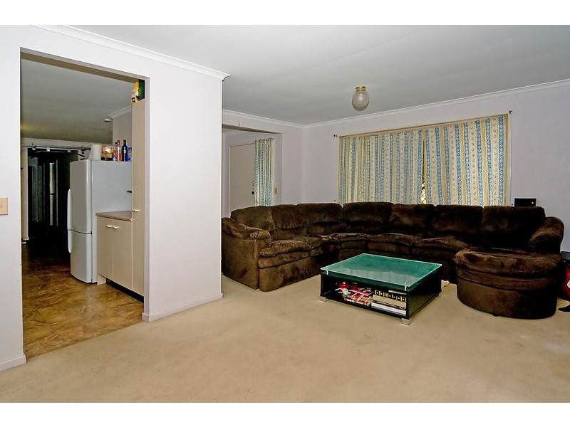 6 Jenkins Court, Goodna QLD 4300