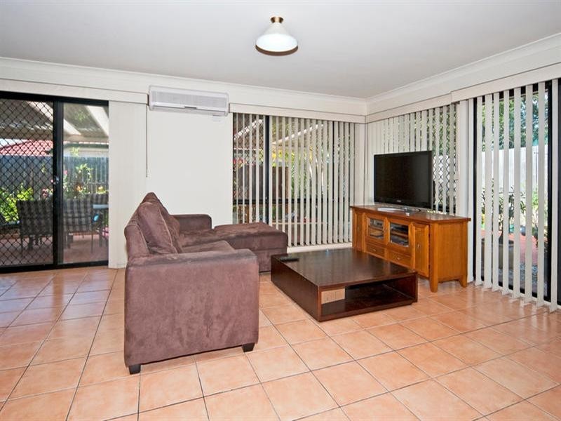 15 Clifford Court, Goodna QLD 4300