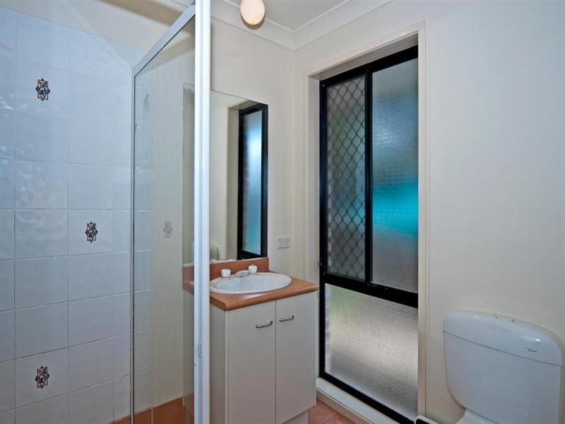 15 Clifford Court, Goodna QLD 4300