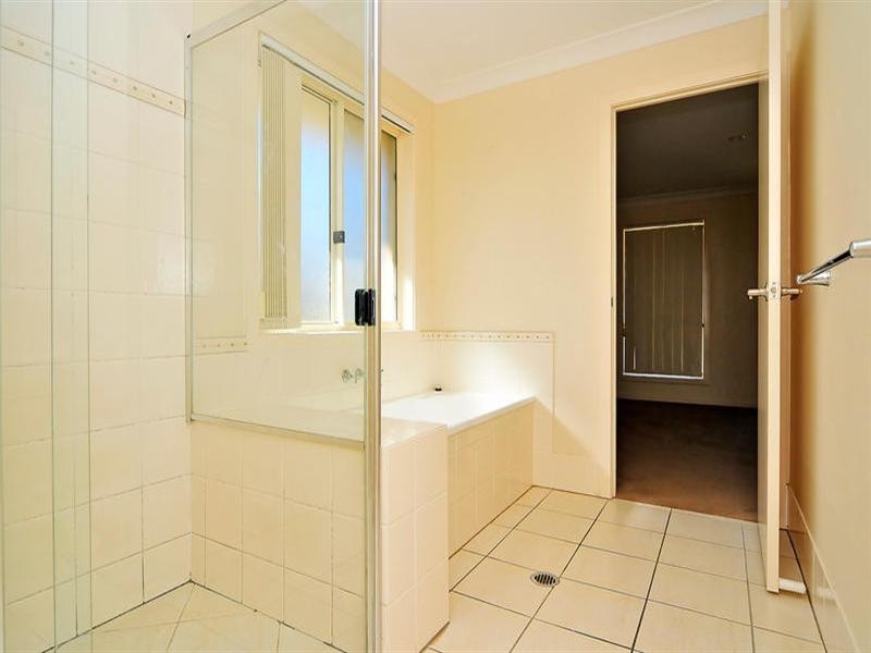 30 Collins Street, Collingwood Park QLD 4301