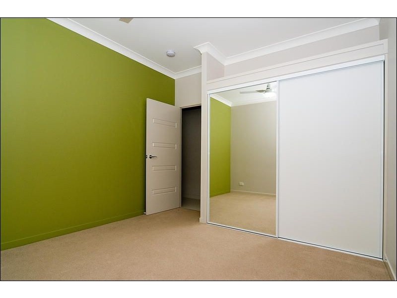 1 Gramby Street, Bellbird Park QLD 4300
