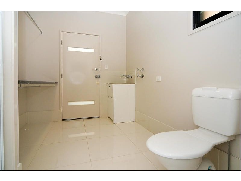 1 Gramby Street, Bellbird Park QLD 4300