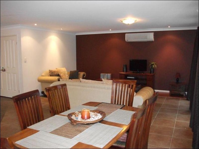 6 Chance Court, Springfield Lakes QLD 4300