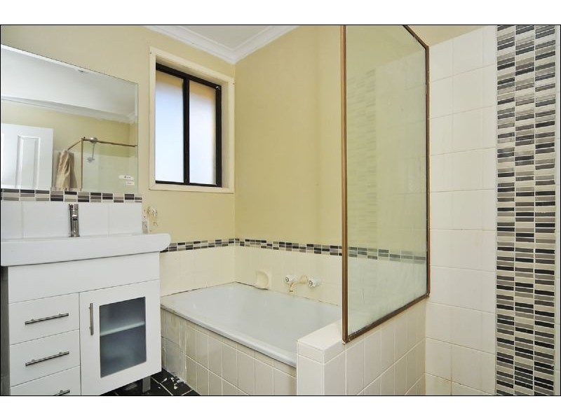 24 Cameron Street, Redbank Plains QLD 4301