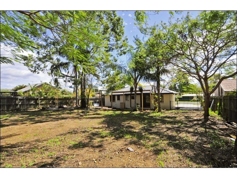 24 Cameron Street, Redbank Plains QLD 4301