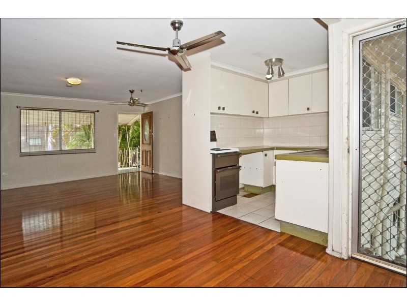 67 Redbank Plains Road, Goodna QLD 4300